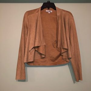 Faux suede cropped jacket.